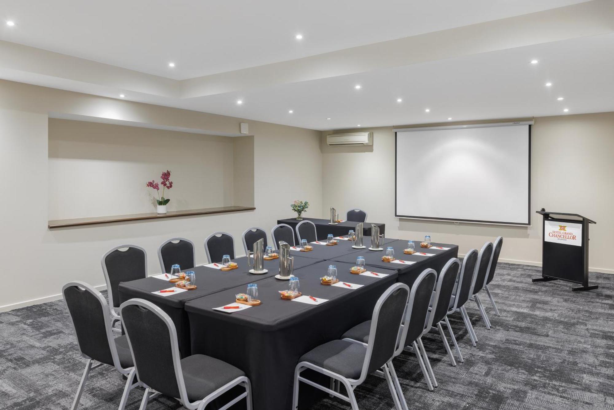 Hotel Grand Chancellor Melbourne Bagian luar foto