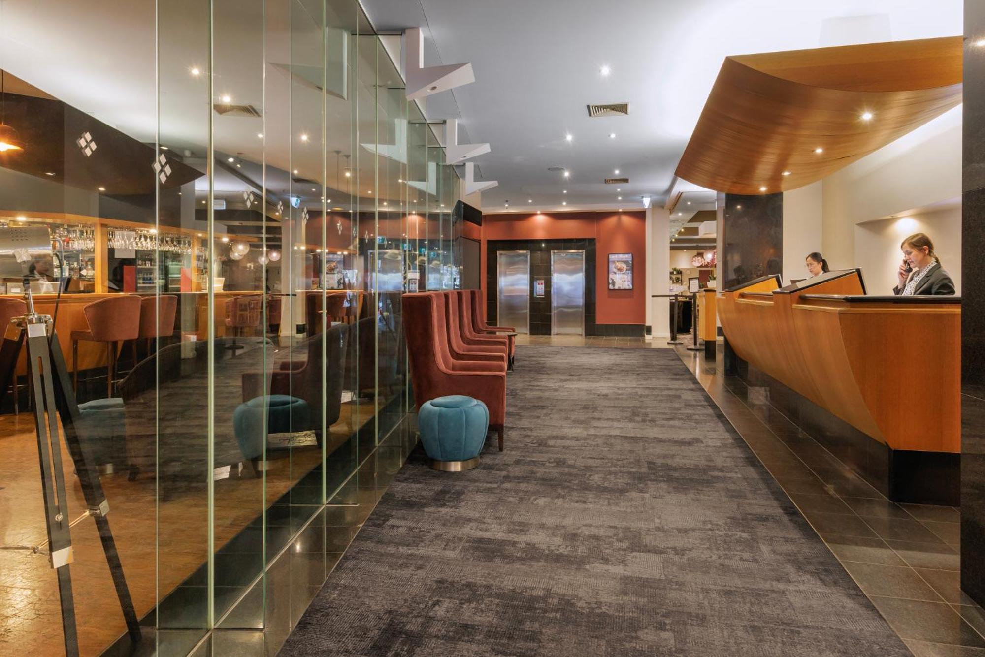 Hotel Grand Chancellor Melbourne Bagian luar foto